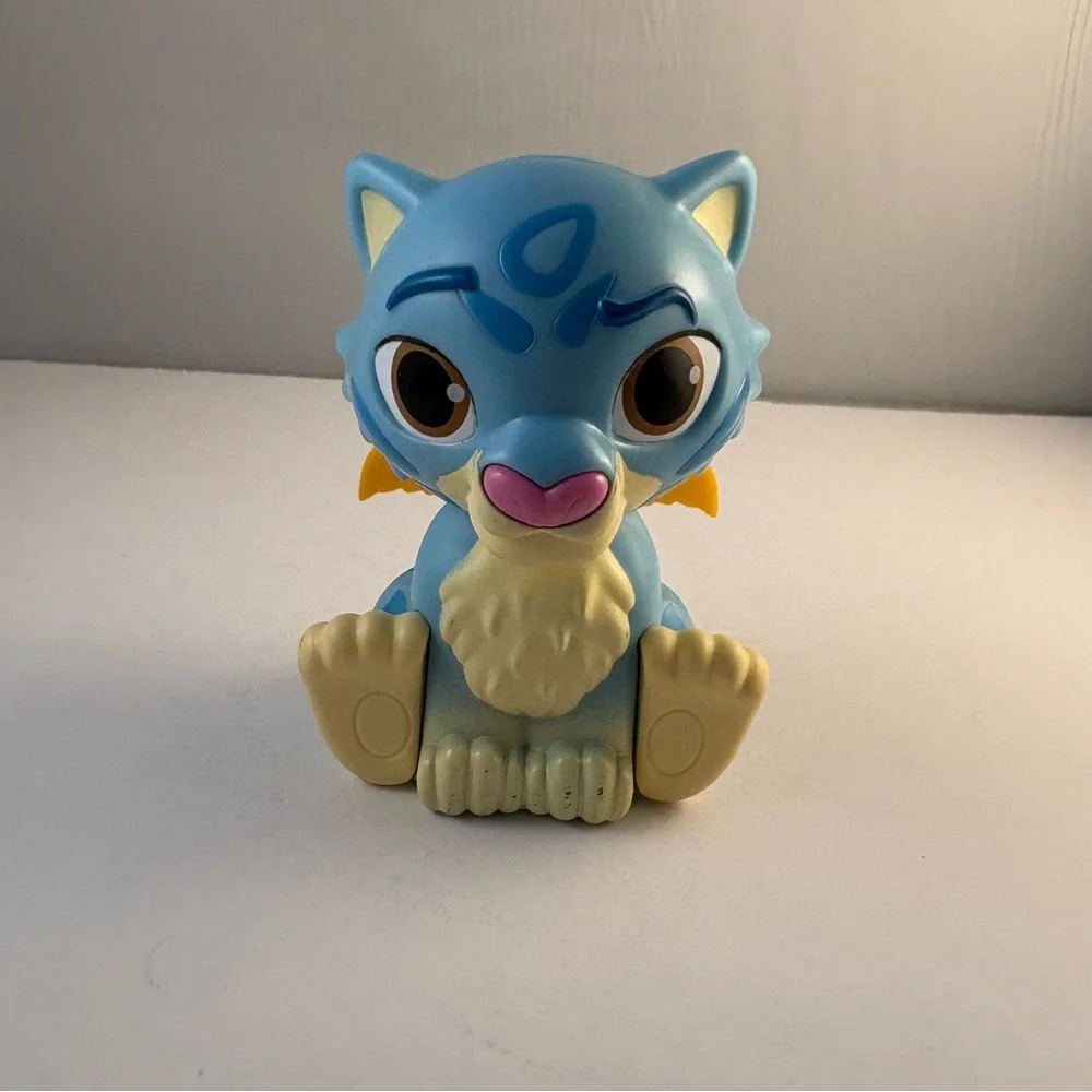 Disney Elena Of‎ Avalon Figurine Baby Zoom Jaquin 4.75” Tall Blue Wings Sound